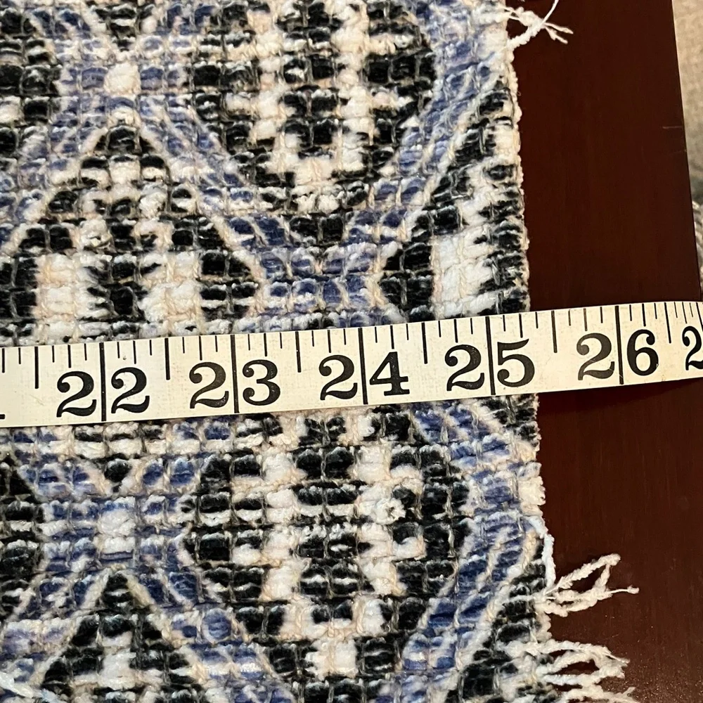 100% Cotton Ikat print Blue and white throw rug